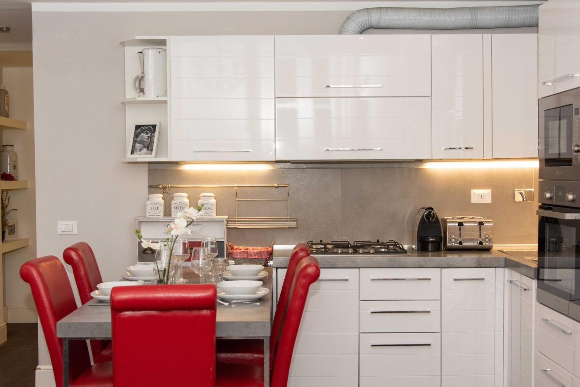 Lucrezia Apartment By Firenze Prestige ภายนอก รูปภาพ
