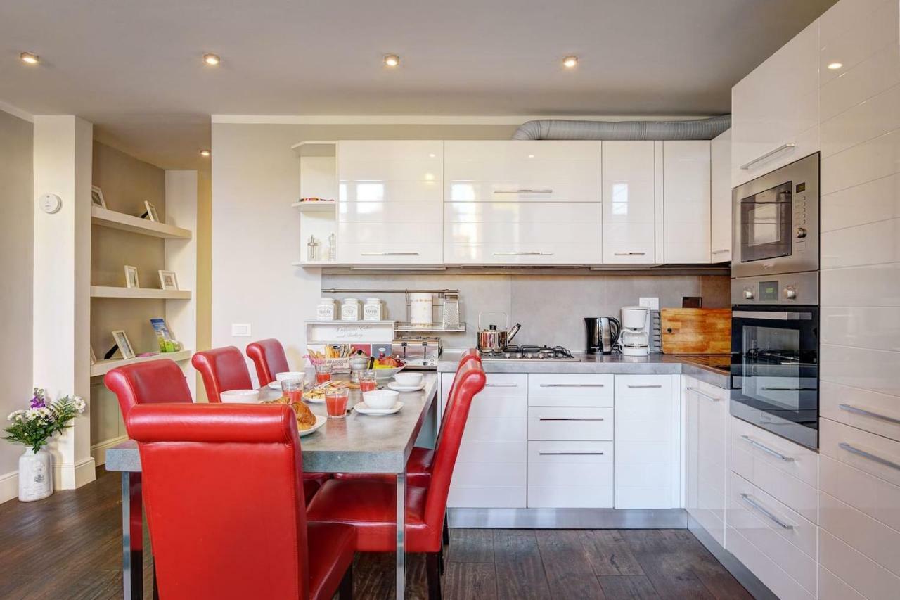 Lucrezia Apartment By Firenze Prestige ภายนอก รูปภาพ